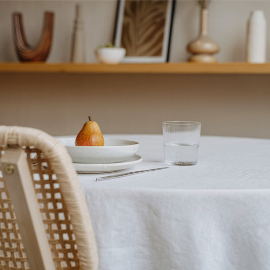 White Lightweight lino Round staltiesė — naturalusdrabuziai.lt