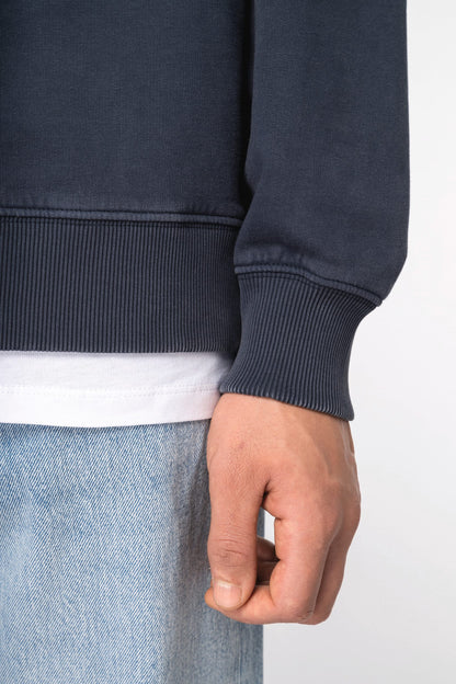 Unisex ekologiškos medvilnės oversized džemperis su apvalia apykakle — naturalusdrabuziai.lt