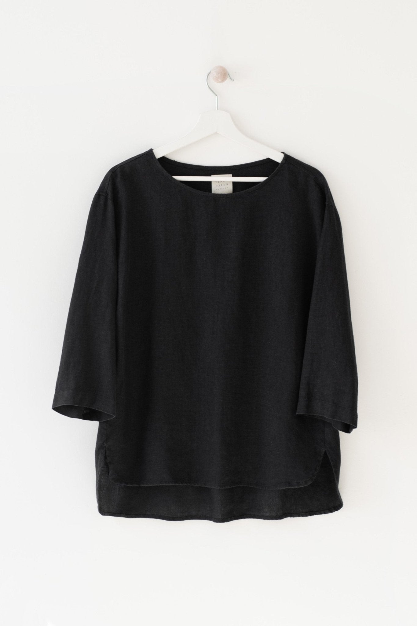 Black Linen Bilberry Top