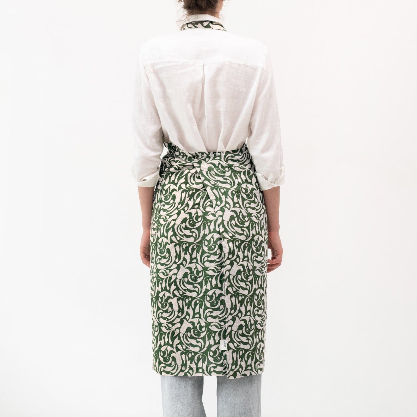 Evergreen Damask lino šefo prijuostė — naturalusdrabuziai.lt