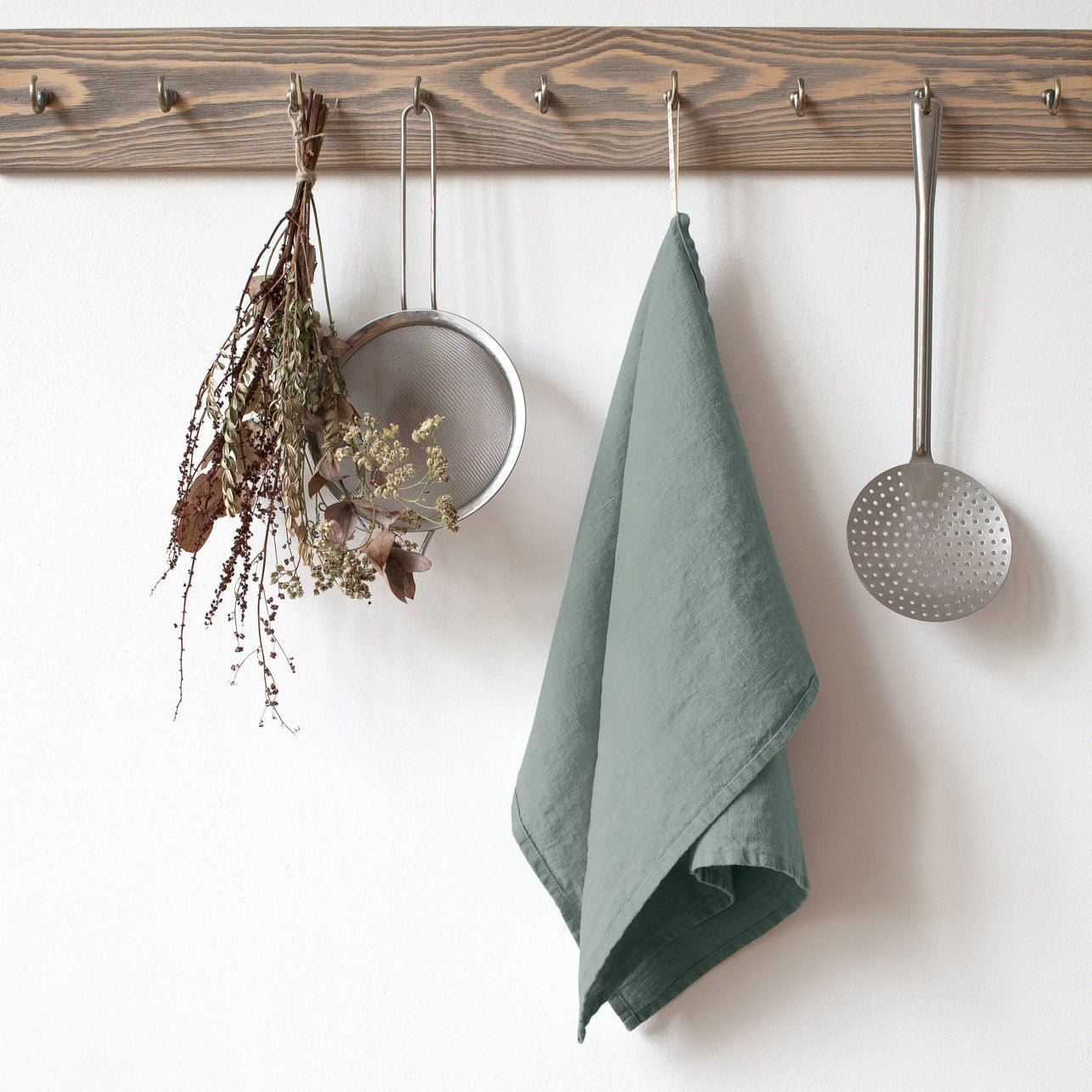 Green Milieu lino virtuvinė servetė — naturalusdrabuziai.lt