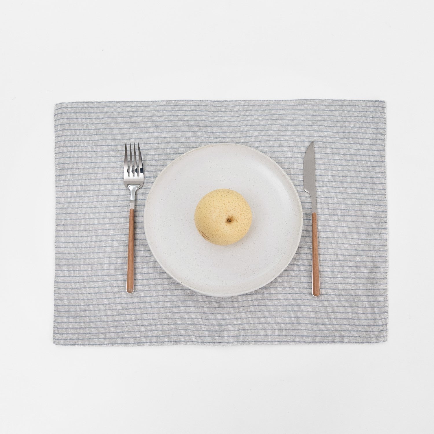 Grey Blue Pinstripe Rustic lino staltiesėlė — naturalusdrabuziai.lt