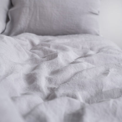 Light Grey lino antklodės užvalkalas rinkinys — naturalusdrabuziai.lt