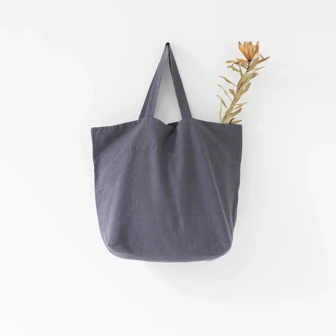 LIMITED EDITION Dark Grey lino didelis krepšys — naturalusdrabuziai.lt