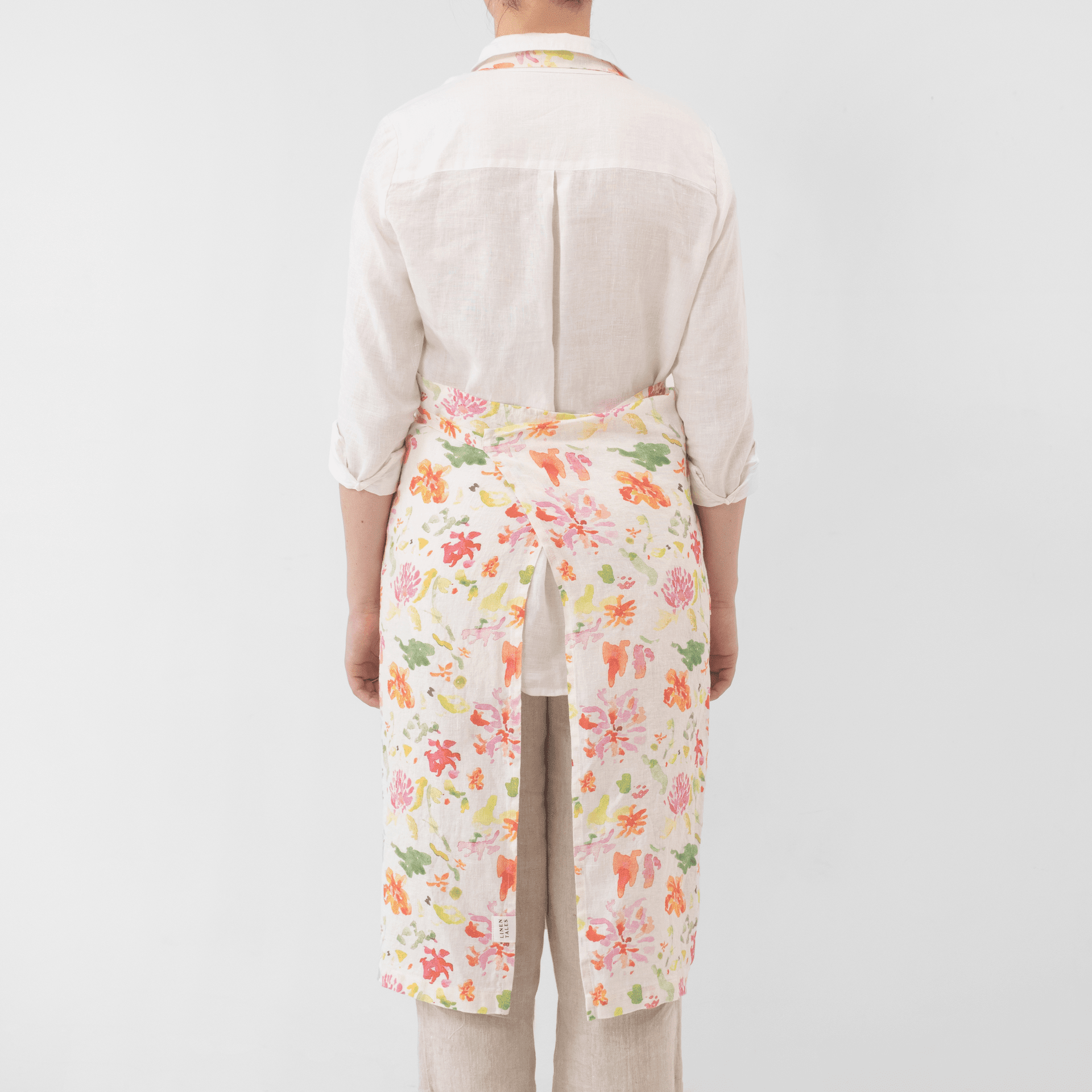 LIMITED EDITION Wildflower Flow lino šefo prijuostė — naturalusdrabuziai.lt
