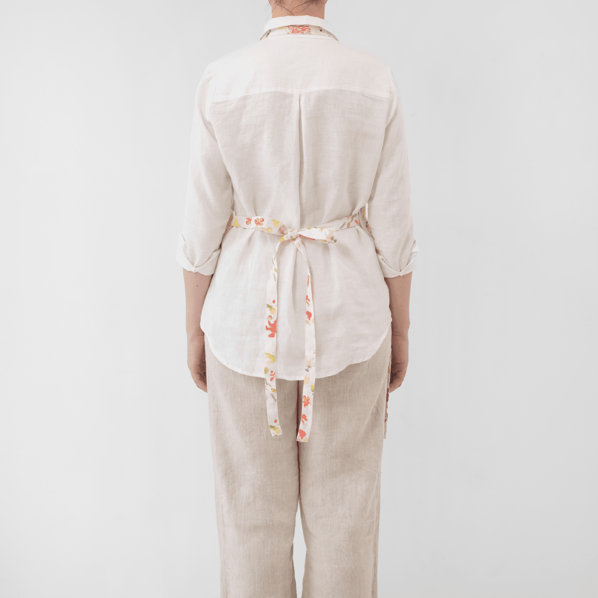 LIMITED EDITION Wildflower Flow lino kasdienė prijuostė — naturalusdrabuziai.lt