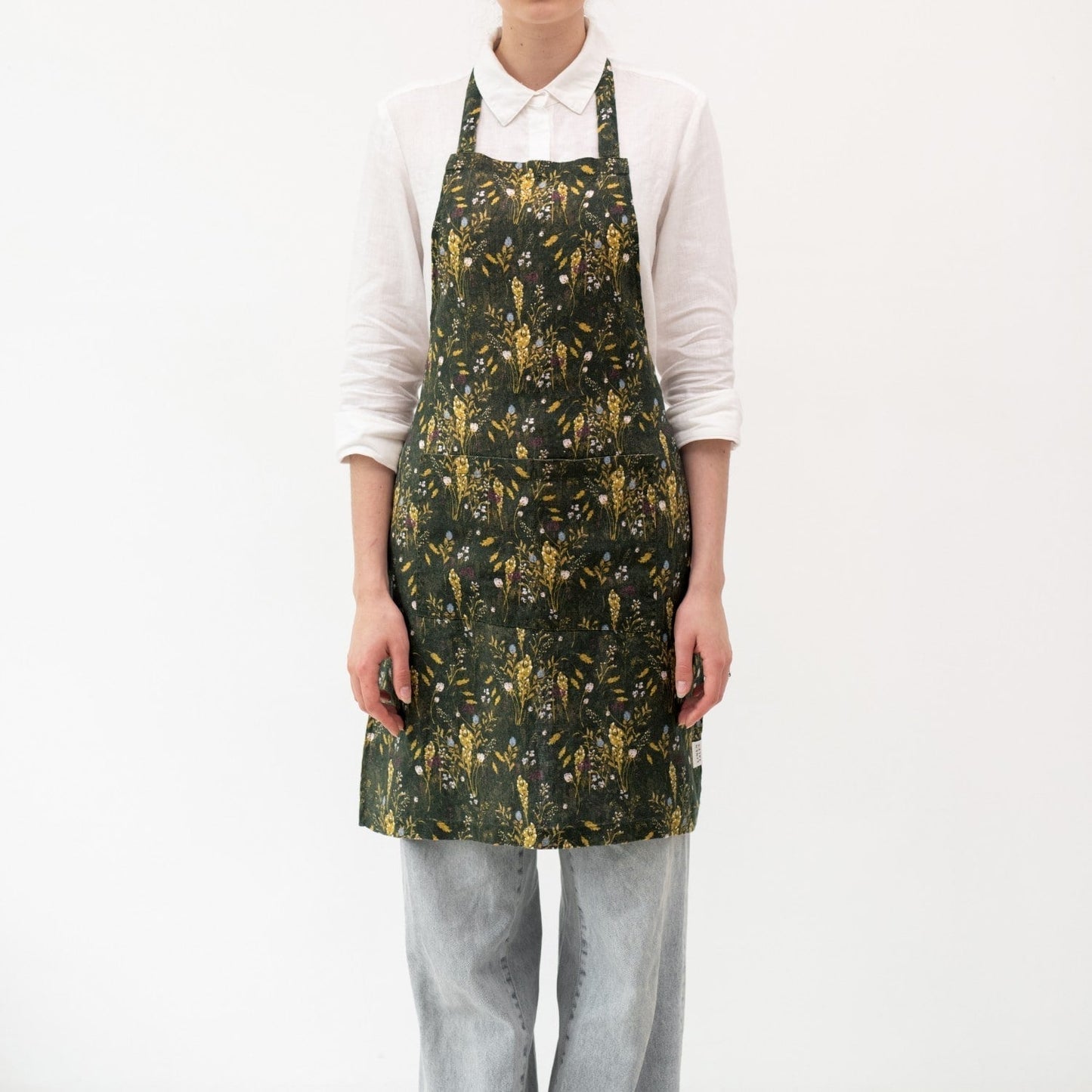 LIMITED EDITION Woodland lino kasdienė prijuostė — naturalusdrabuziai.lt
