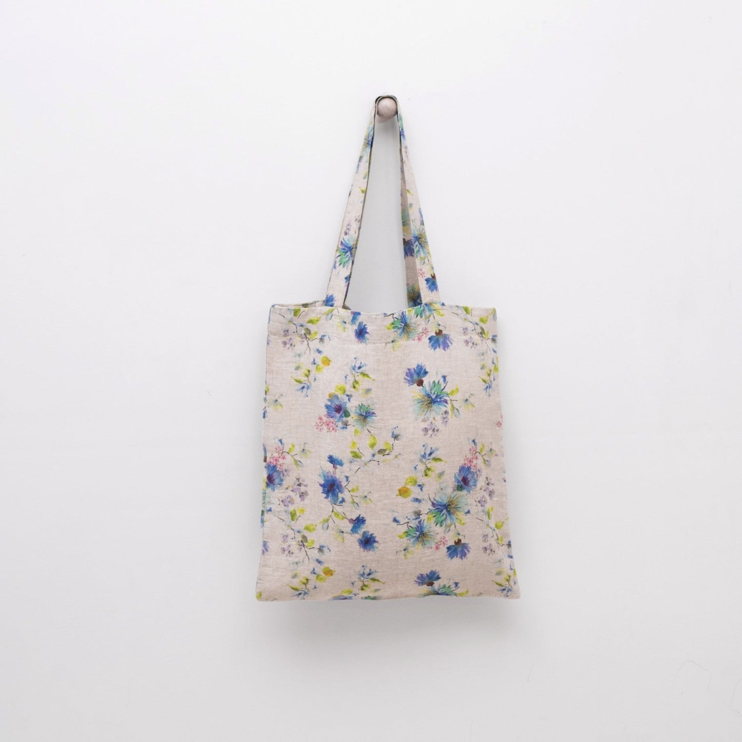 lino Tales Flowers on Light Natural lino pirkinių krepšys — naturalusdrabuziai.lt