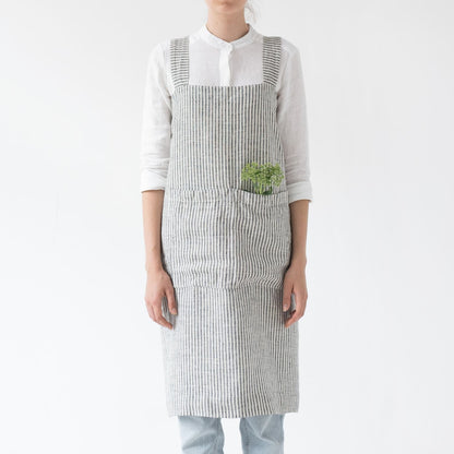 lino Tales Thin Black Stripes lino Pinafore prijuostė — naturalusdrabuziai.lt
