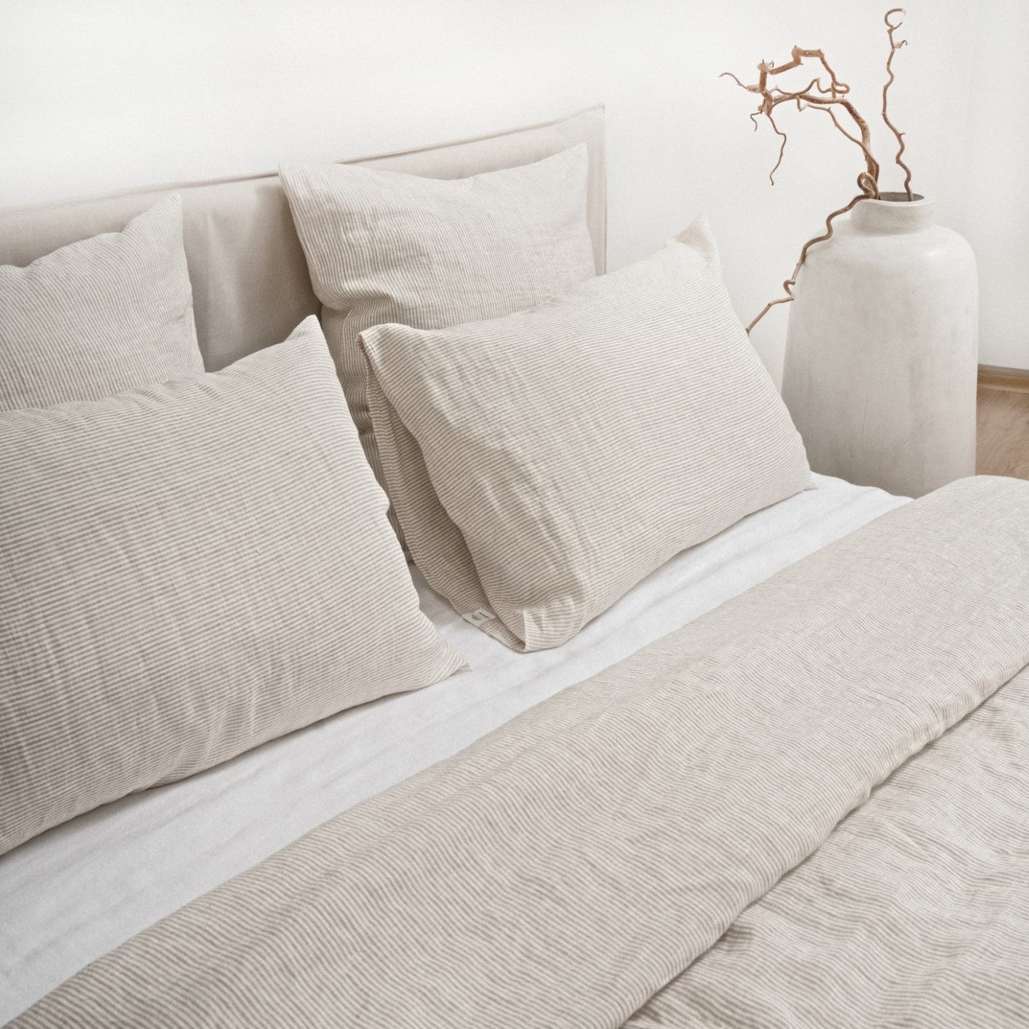 Natural Stripes lino antklodės užvalkalas rinkinys — naturalusdrabuziai.lt