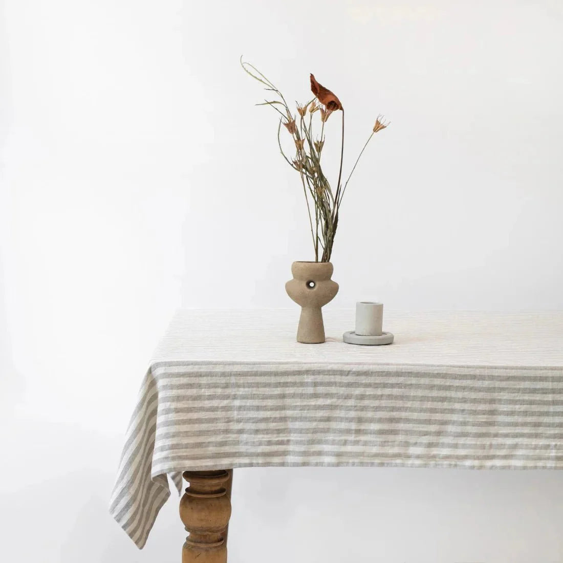 Natural White Stripes lino staltiesė — naturalusdrabuziai.lt