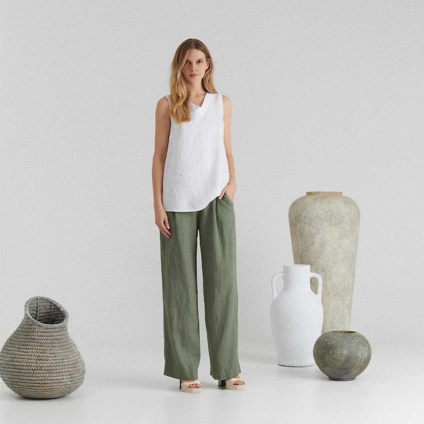 Optical White Linen Daffodil Top