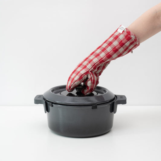 Red Gingham lino virimo pirštinė — naturalusdrabuziai.lt