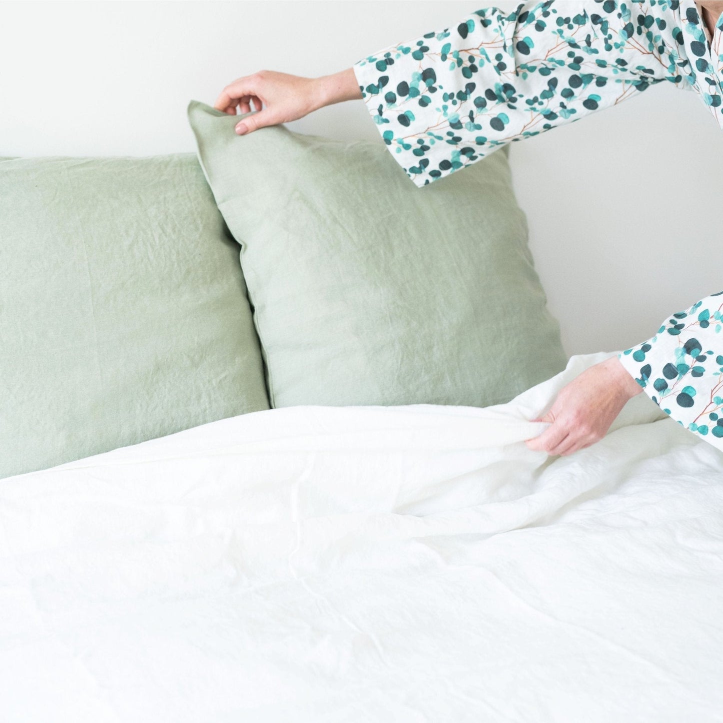Sage lino pagalvėlės užvalkalas — naturalusdrabuziai.lt