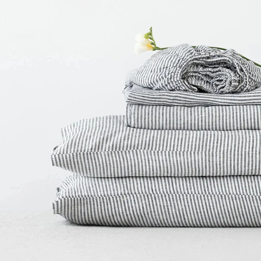 Thin Black Stripes lino paklodė rinkinys — naturalusdrabuziai.lt