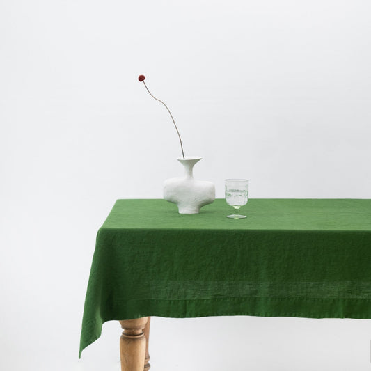 True Green lino staltiesė — naturalusdrabuziai.lt